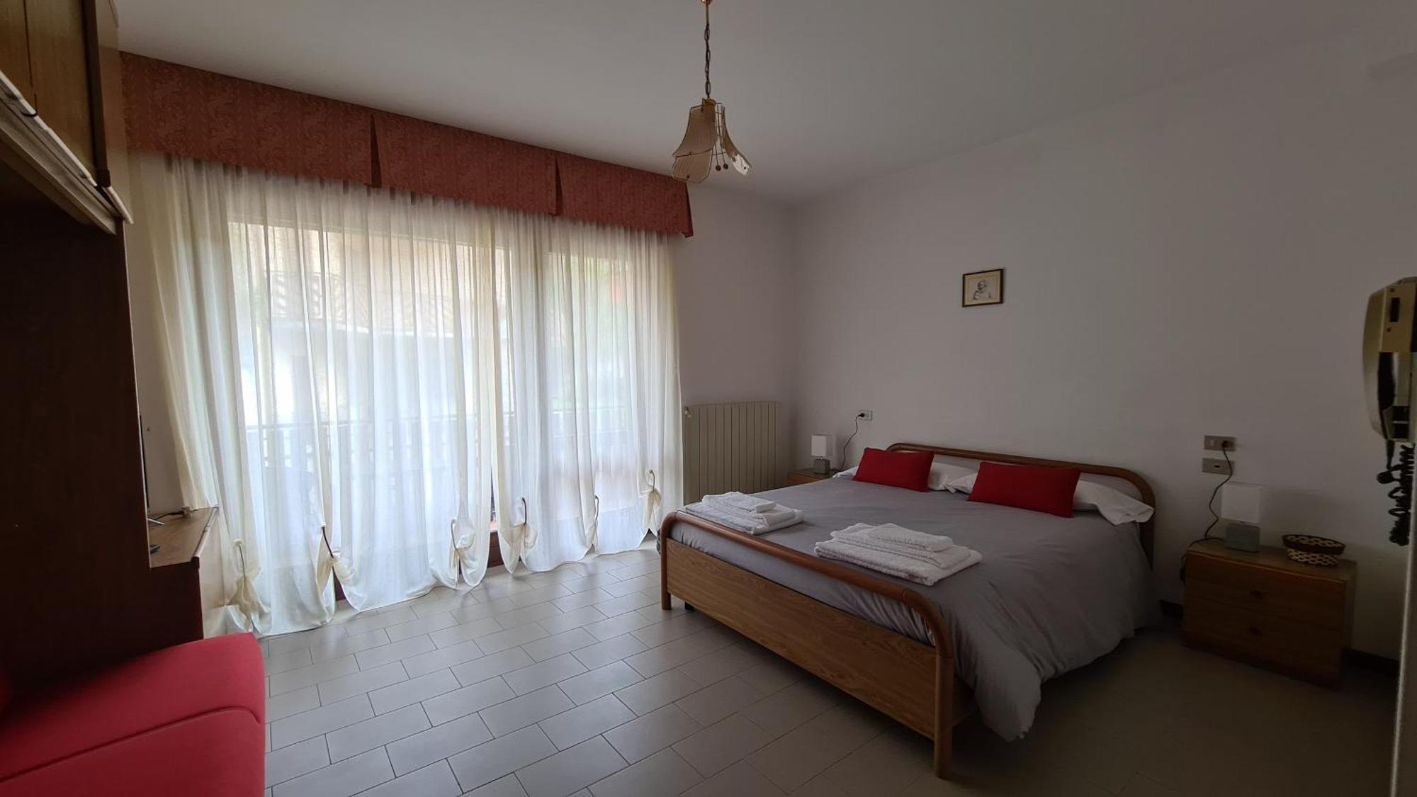 Albergo Meublé Aurora Edolo Extérieur photo