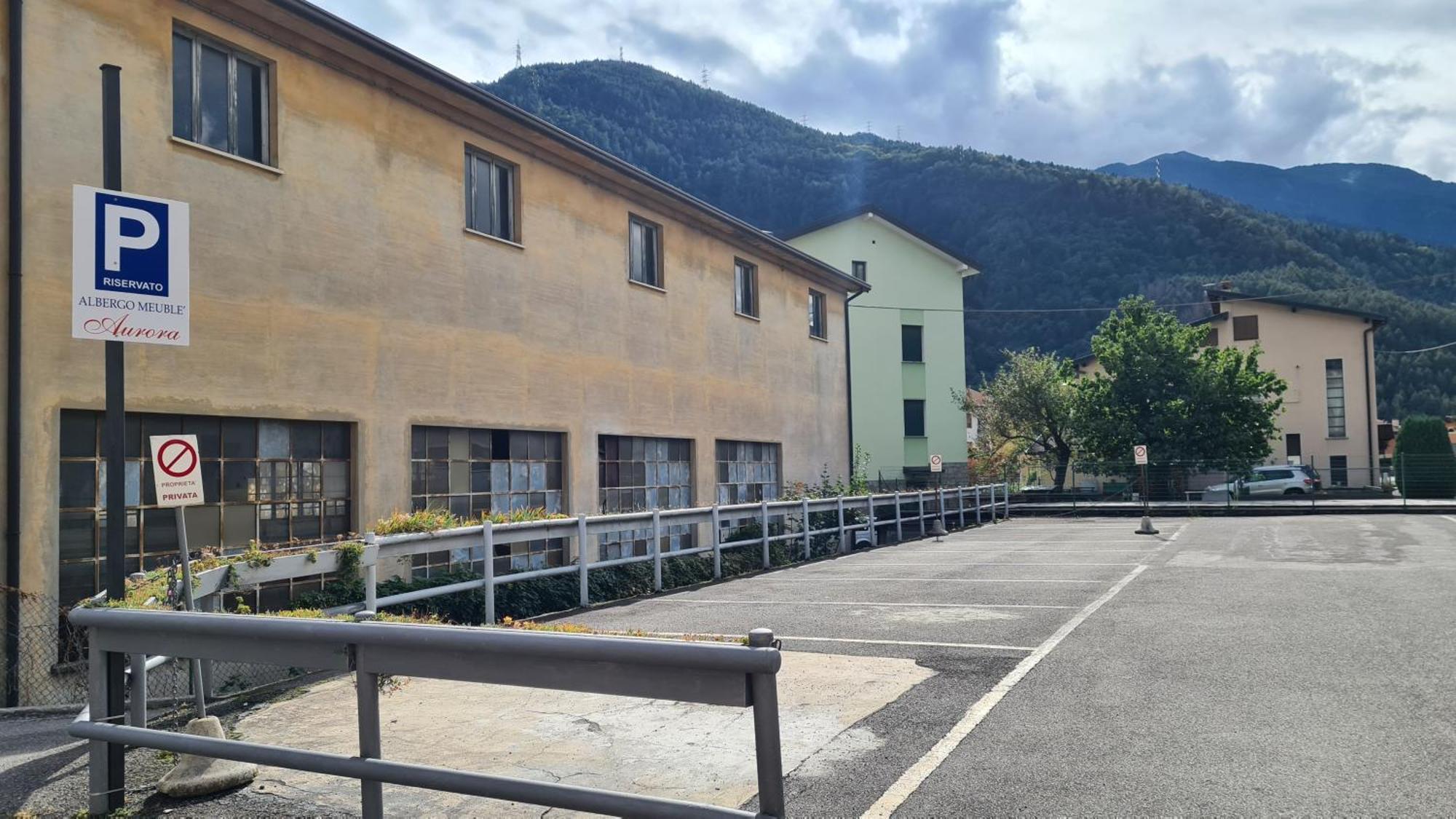 Albergo Meublé Aurora Edolo Extérieur photo